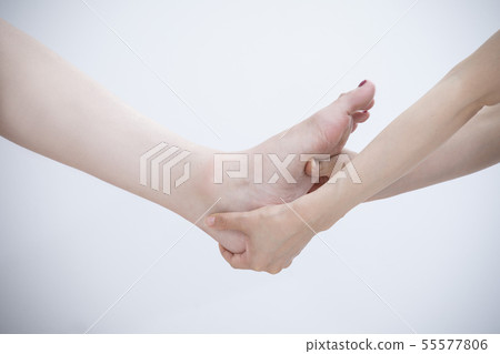 foot massage 55577806