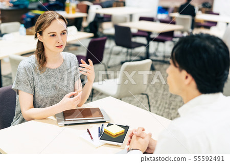 Global language coworking 55592491