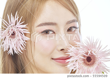 鮮花,美容,年輕女性 鮮花,美容,年輕女性 55594509