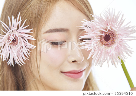 鮮花,美容,年輕女性 鮮花,美容,年輕女性 55594510