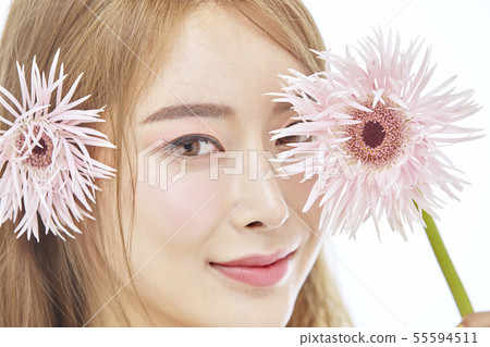 鮮花,美容,年輕女性 鮮花,美容,年輕女性 55594511