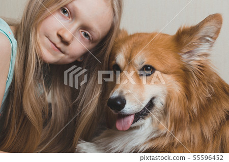 girl and dog 55596452