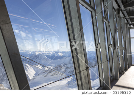 Mountain view from Zugspitze, Bavaria, Germany    55596550