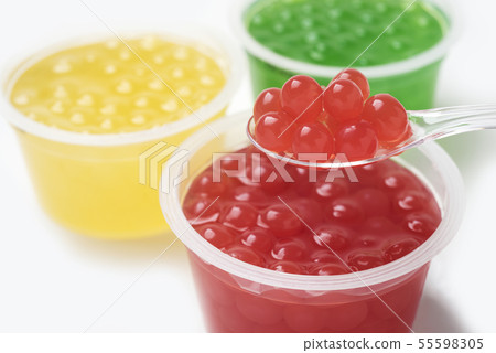 Popping boba 55598305