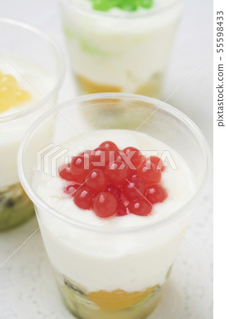 與爆沸boba的酸奶甜點 55598433
