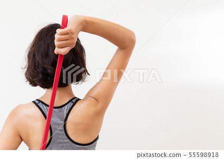 女人伸展 55598918