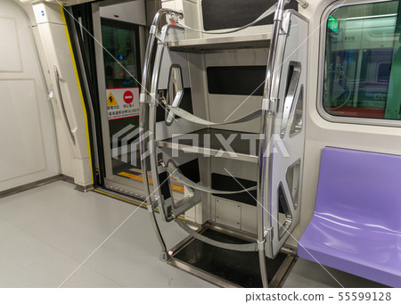 桃園機場捷運鐵道及桃園機場捷運及周邊風光桃園機場捷運 55599128