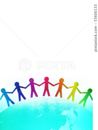 Global image of people holding hands and the earth 55600133