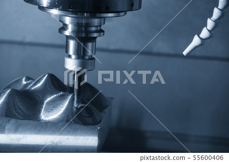 The CNC milling machine . The CNC milling machine . 55600406