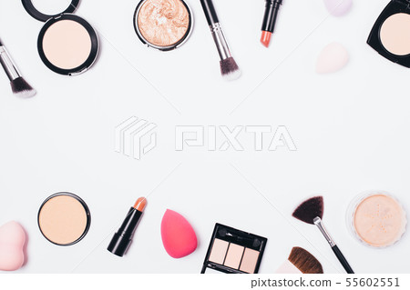 Flat lay frame of makeup products 55602551