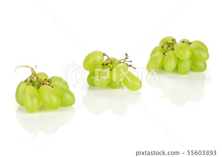 Fresh green grape isolated on white 55603893