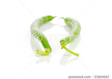 Fresh green bean isolated on white 55604087