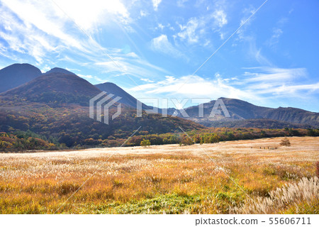 Mishimasan 1745m from Mt. Chojahara Tade source wetland nature research road 55606711