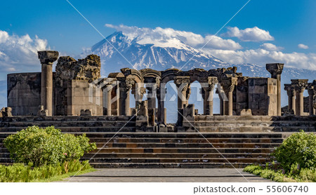 Ruins of the Zvartnos temple in Yerevan, Armenia Ruins of the Zvartnos temple in Yerevan, Armenia 55606740