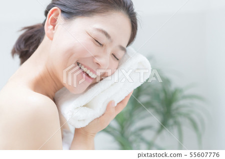 towel, towels, female 55607776