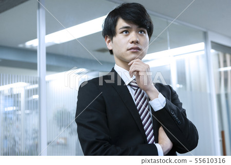 thinking businessman thinking businessman 55610316