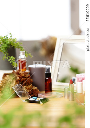 Cosmetic image 55610909