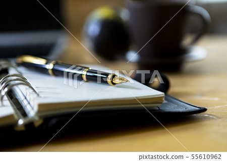 Business desk image Business desk image 55610962