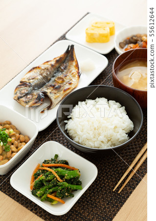 日本料理 55612644