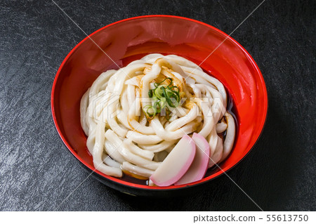 Simple udon Japanese noodle dishes 55613750