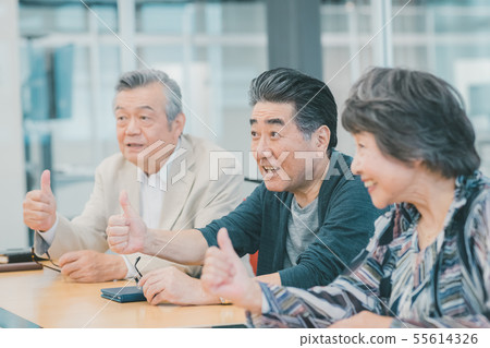 前輩 男人和女人 男女 55614326