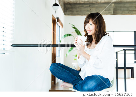 Ladies New Life Living Young Women Lifestyle Ladies New Life Living Young Women Lifestyle 55627165