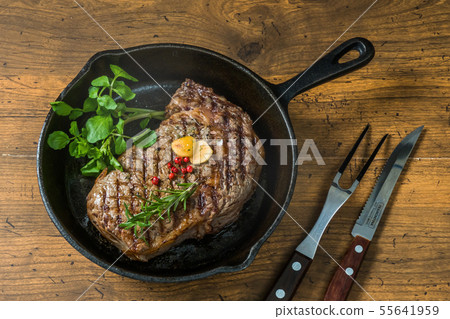 豪華烤牛排厚切豪華新鮮牛排 55641959