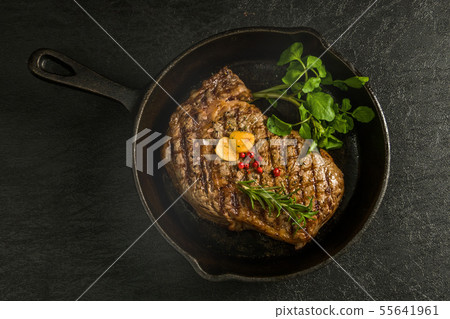 豪華烤牛排厚切豪華新鮮牛排 55641961