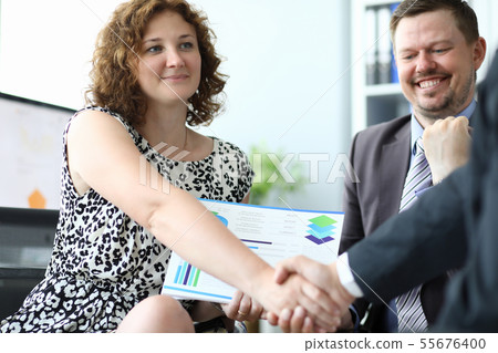 Friendly gesture of consensus 55676400