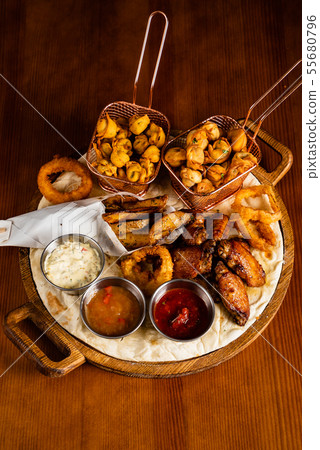 Large beer plate 55680796