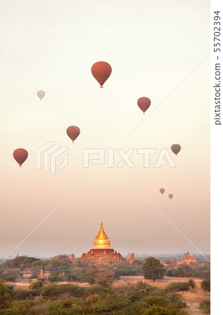 Balloon float over Dhamma Ya Zi Ka Pagoda at Bagan Balloon float over Dhamma Ya Zi Ka Pagoda at Bagan 55702394