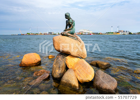 Statue of The Little Mermaid at Langelinie Statue of The Little Mermaid at Langelinie 55707729