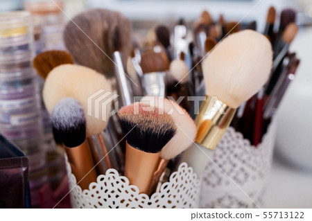 sets makeup brush for professional makeup artist 55713122