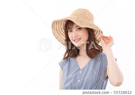 Young woman summer straw hat Young woman summer straw hat 55728012