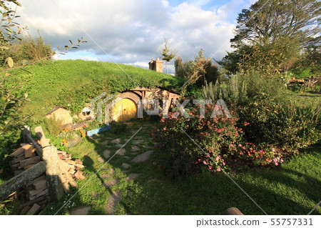hobbit in new zealand hobbit in new zealand 55757331