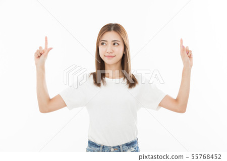 指向兩個選擇的少婦 指向兩個選擇的少婦 55768452