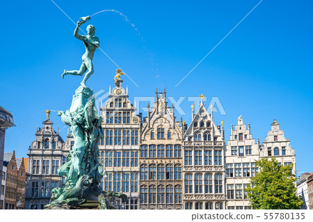 Grote Markt with landmark buildings in Antwerp 55780135