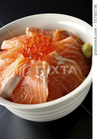Salmon salmon roe 55780736