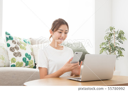 女方商業互聯網業務 女方商業互聯網業務 55780992