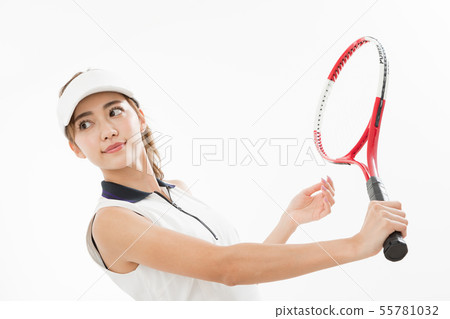 年輕的女士網球 55781032