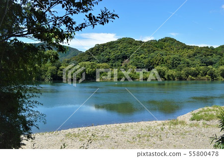 Shimanto河在晴朗的夏天 Shimanto河在晴朗的夏天 55800478