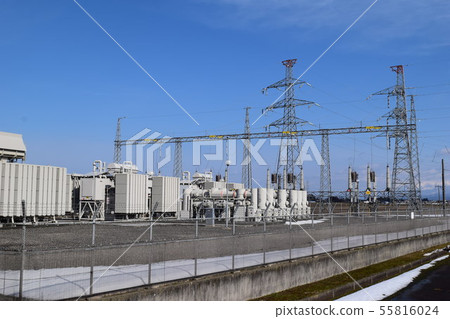 變電站設備和輸電線路 變電站設備和輸電線路 55816024