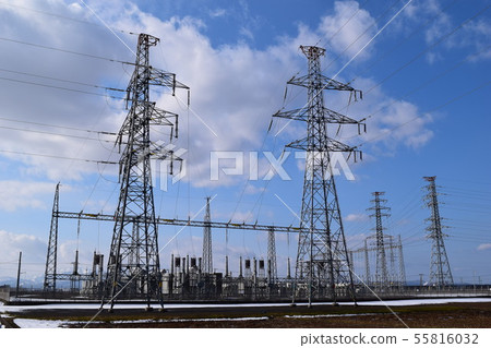 變電站設備和輸電線路 變電站設備和輸電線路 55816032
