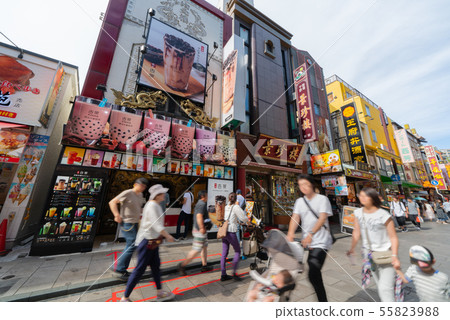 日本的橫濱城市景觀木薯粉席捲橫濱唐人街(唐人街的Tapioka熱潮) 日本的橫濱城市景觀木薯粉席捲橫濱唐人街(唐人街的Tapioka熱潮) 55823988