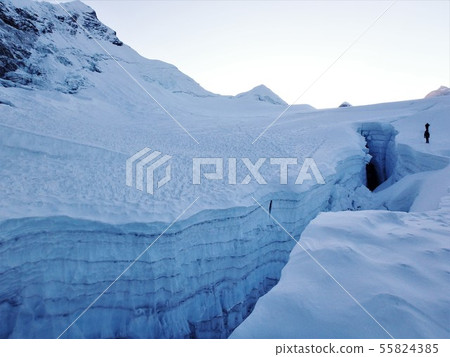 Island Peak Crevasse Island Peak Crevasse 55824385