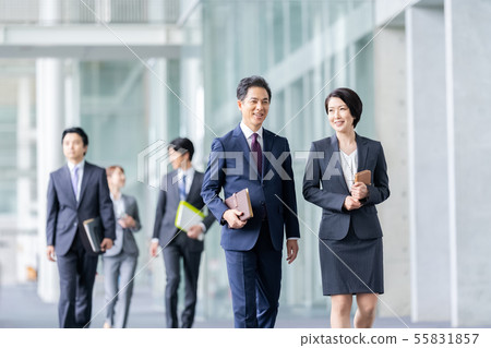 企業形象男性僱員女性僱員 企業形象男性僱員女性僱員 55831857