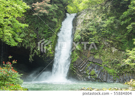 Rinno Waterfall 55884804