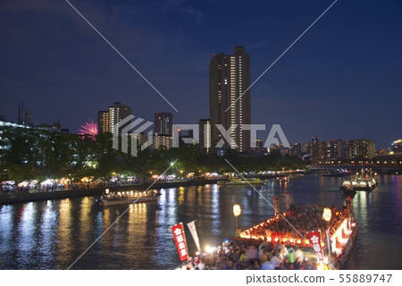 天神祭祀大阪(大阪)煙火表演 天神祭祀大阪(大阪)煙火表演 55889747