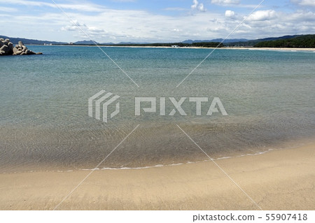 在Yeongdeok,藍天和海的韓國,鯨火海灘 在Yeongdeok,藍天和海的韓國,鯨火海灘 55907418