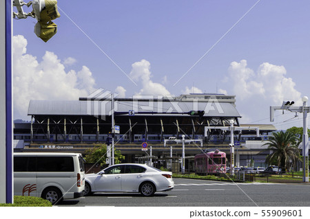 JR Kochi Station South Exit Intersection Harimaya Street, Route 32 Kochi City, Kochi Prefecture JR Kochi Station South Exit Intersection Harimaya Street, Route 32 Kochi City, Kochi Prefecture 55909601